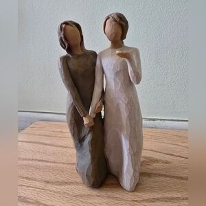 Willow Tree 'My Sister, My Friend' Figurine 2011